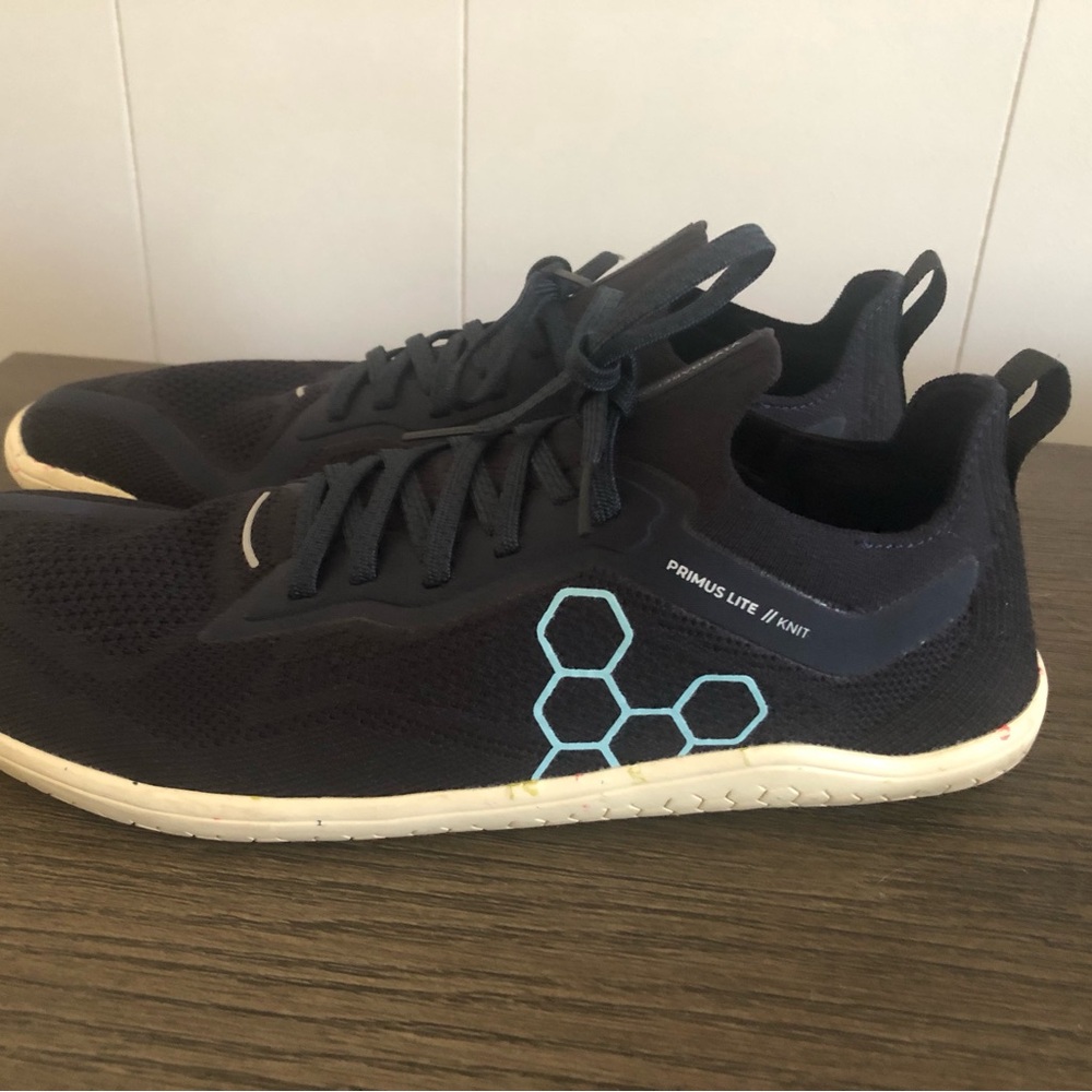 Vivo barefoot primus light knit- navy Athletic Sneakers with Blue Hexagon Design